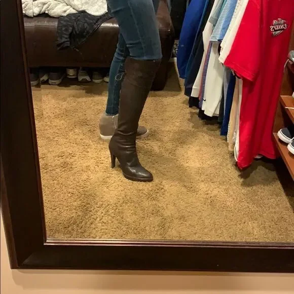 RARE Stuart Weitzman Lace Up Boots! - Picture 6 of 8